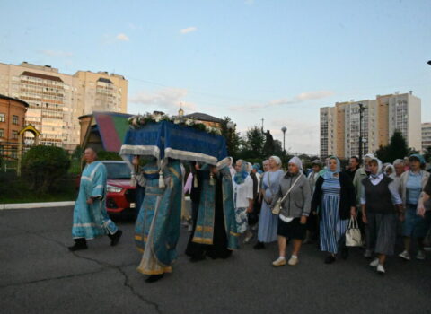 ВСЕНОЩНОЕ БДЕНИЕ НАКАНУНЕ ПРАЗДНИКА УСПЕНИЯ ПРЕСВЯТОЙ БОГОРОДИЦЫ